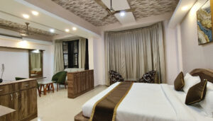 Royale Suite-03