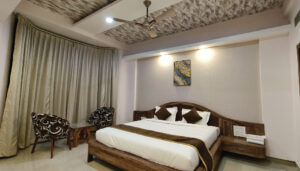 Royale Suite-06